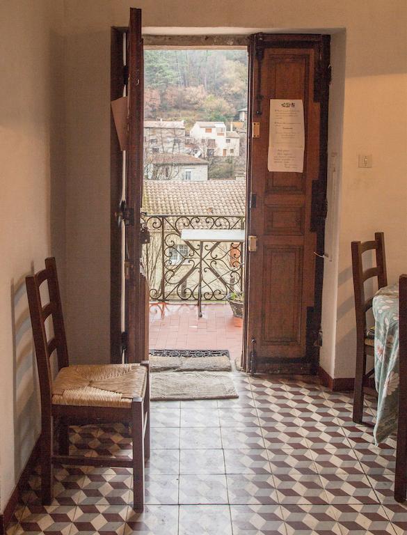 Chez Veronique Bed & Breakfast Chamborigaud Room photo